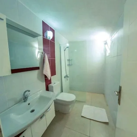 Villa Nar 1 *
